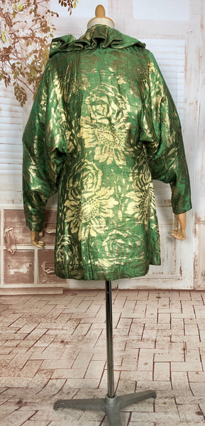 LAYAWAY PAYMENT 3 OF 6 - RESERVED FOR GILDA - Incredible Original 1920s Vintage Green And Gold Lamé Flapper Coat With Amazing Gigot Sleeves