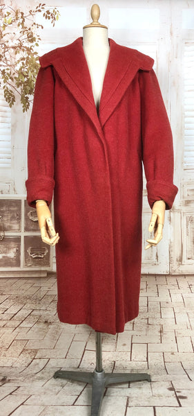 LAYAWAY PAYMENT 1 OF 2 - RESERVED FOR BIRGIT - Incredible Original Late 1940s Volup Vintage Lipstick Red Swing Coat With Huge Collar