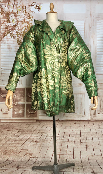 LAYAWAY PAYMENT 3 OF 6 - RESERVED FOR GILDA - Incredible Original 1920s Vintage Green And Gold Lamé Flapper Coat With Amazing Gigot Sleeves