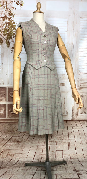 LAYAWAY PAYMENT 1 OF 2 - RESERVED FOR LILI - Gorgeous Original 1940s Vintage Grey Burgundy Pink And Purple Plaid Waistcoat Suit