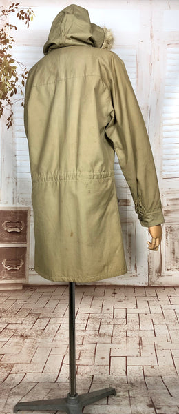 Fabulous Original Late 1940s Vintage Tan Hooded Ski Sportwear Coat By Fairway