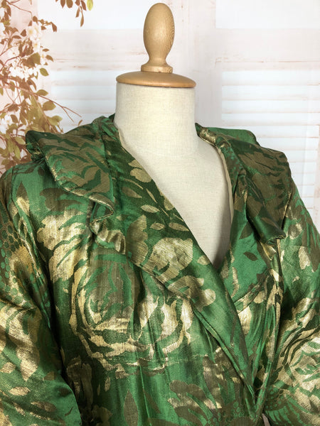 LAYAWAY PAYMENT 1 OF 6 - RESERVED FOR GILDA - Incredible Original 1920s Vintage Green And Gold Lamé Flapper Coat With Amazing Gigot Sleeves