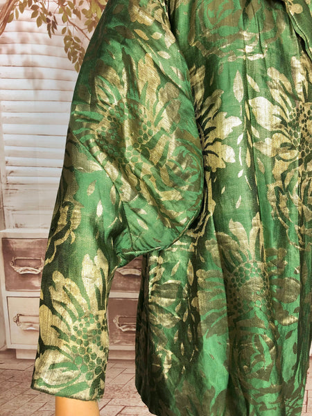 LAYAWAY PAYMENT 1 OF 6 - RESERVED FOR GILDA - Incredible Original 1920s Vintage Green And Gold Lamé Flapper Coat With Amazing Gigot Sleeves