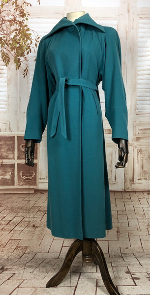 Amazing Bright Turquoise Original 1940s 40s Vintage Belted Swing Coat With Arrow Details