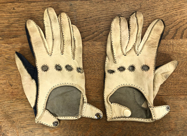 Beautiful Original Late 1940s / Early 1950s Navy And Cream Leather Driving Gloves