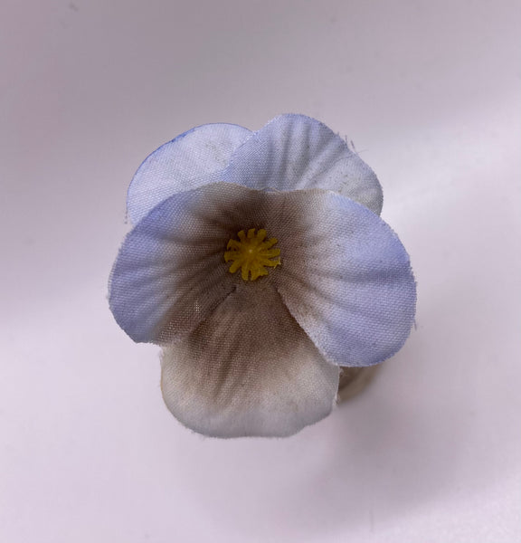 Gorgeous Vintage Pale Blue Sweet Pea Flower Buttonhole Boutonnière