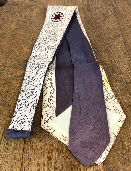 1940s/1950s Cream American Swing Tie with Lattice Medallion & Scroll Print
