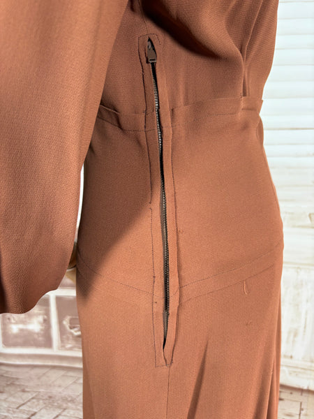 1940s Tan Crepe Day Dress With Printed Shirt Insert