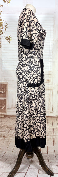 Fabulous 1930s Black And Cream Swirl Pattern Rayon Jersey Dress