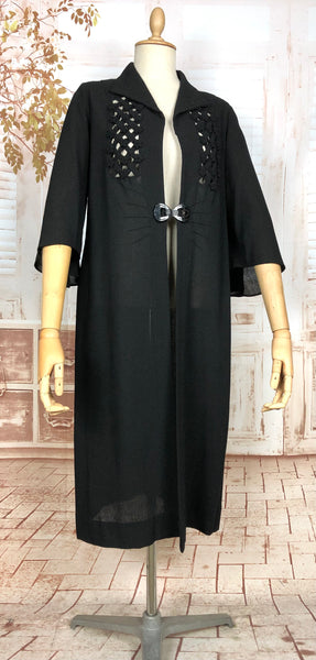 Elegant 1940s Volup Black Crepe Lightweight Coat With Lattice Detailing And Statement Buckle