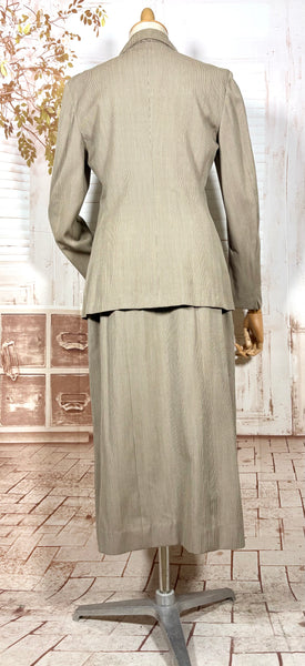 1940s Taupe Pinstripe Wool Skirt Suit – Spearpoint Collar Tailored Jacket