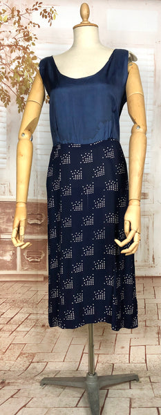 Fabulous Original Late 1930s Volup Vintage Navy Blue And White Abstract Print Dress And Jacket Set