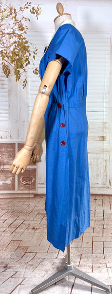 Vibrant Volup 1940s Cornflower Blue Day Dress with Ivory Collar