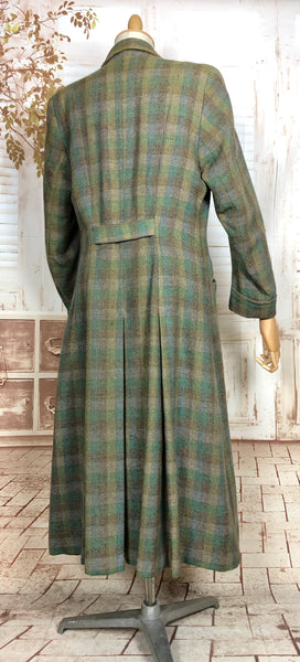 Gorgeous Original 1940s Volup Vintage Green Plaid Belt Back Princess Coat