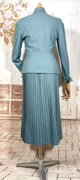 Late 1940s Teal Flecked Wool Skirt Suit with Knife Pleats – Betty Rose