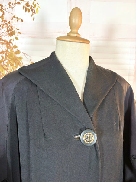 1940s Black Rayon Faille Volup Coat with Bishop Sleeves – Leslie Raymond, London
