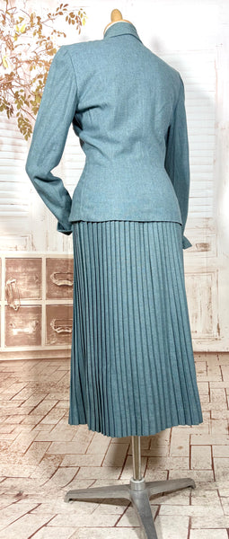 Late 1940s Teal Flecked Wool Skirt Suit with Knife Pleats – Betty Rose