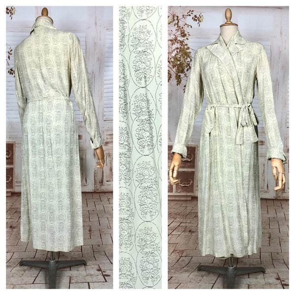 Original 1940s Vintage Cream Silk Novelty Print Dressing Gown Wedding Robe