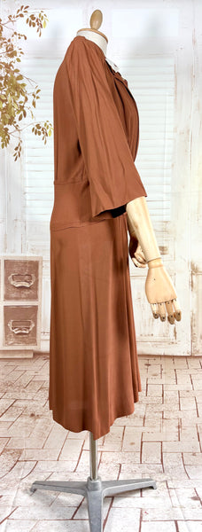 1940s Tan Crepe Day Dress With Printed Shirt Insert