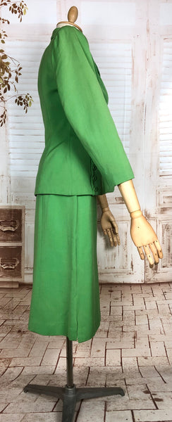 Stunning Apple Green Gabardine 1940s Suit With Button Details