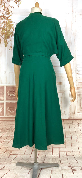 Stunning Emerald Green Volup Late 1940s / Early 1950s Wool Dress