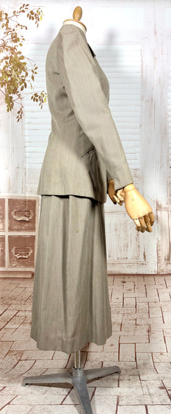 1940s Taupe Pinstripe Wool Skirt Suit – Spearpoint Collar Tailored Jacket