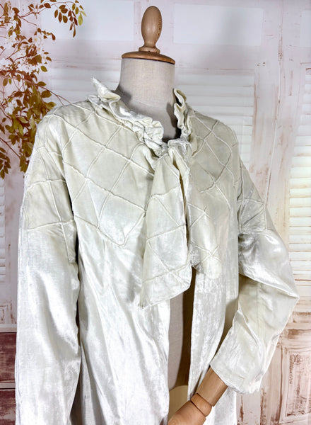 Exquisite Late 1920s / Early 1930s Off White Silk Velvet Opera Coat