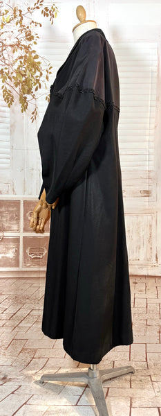 1940s Black Rayon Faille Volup Coat with Bishop Sleeves – Leslie Raymond, London