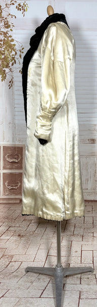 Exceptional 1920s / Early 1930s Black Textured Velvet Coat with Silk Lining and Bishop Sleeves