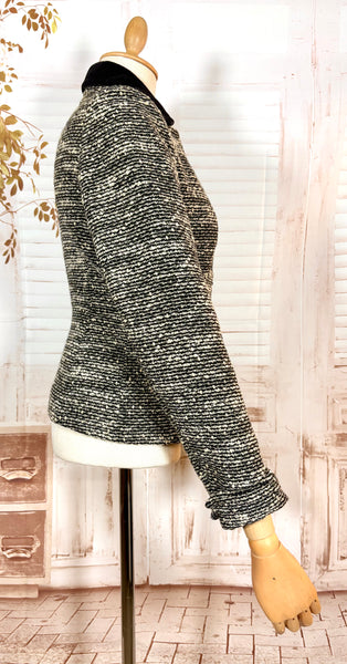 Late 1940s Black & Cream Bouclé Tweed Sports Blazer – Velvet Collar – Jancourt Petite Sports