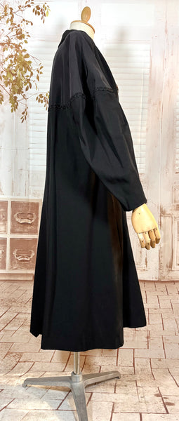 1940s Black Rayon Faille Volup Coat with Bishop Sleeves – Leslie Raymond, London