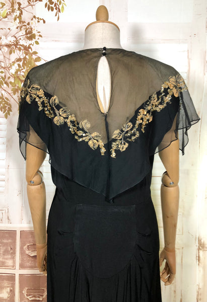 Exceptional Late 1930s / Early 1940s Caped Evening Dress