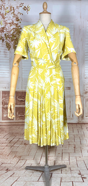 Stunning Chartreuse Abstract Floral Print 1940s Dress