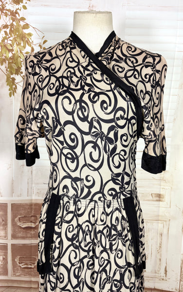 Fabulous 1930s Black And Cream Swirl Pattern Rayon Jersey Dress
