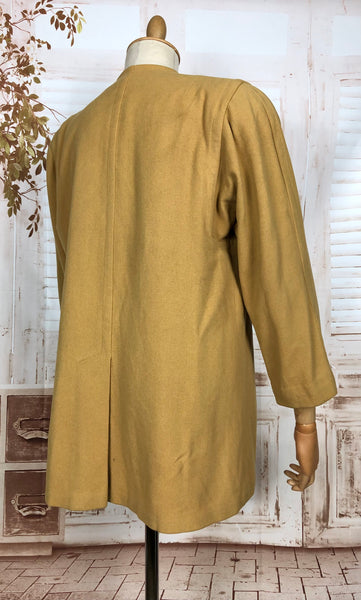 Exquisite Mustard Yellow 1940s Swing Coat