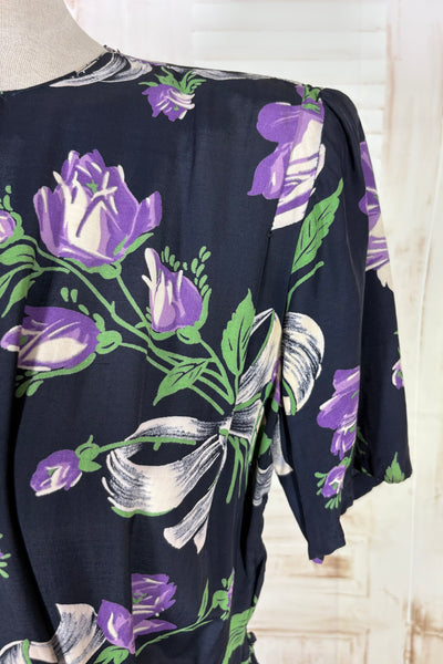 1940s Novelty Bow And Flower Print Dress