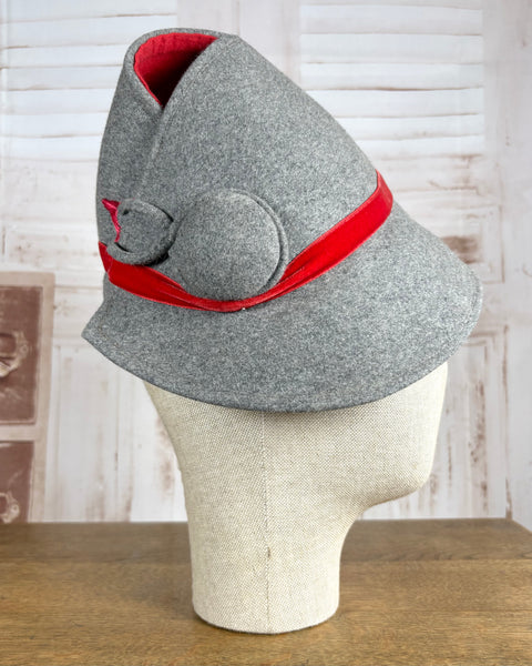 Unusual 1930s Grey And Red Felt Pixie Hat