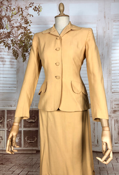 Exquisite Mustard Yellow 1940s Skirt Suit Petite