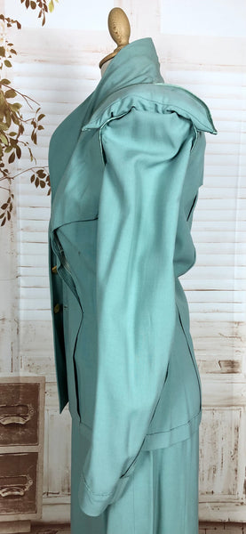 Insane Original 1940s Aqua Turquoise Summer Suit With Beautiful Buttons