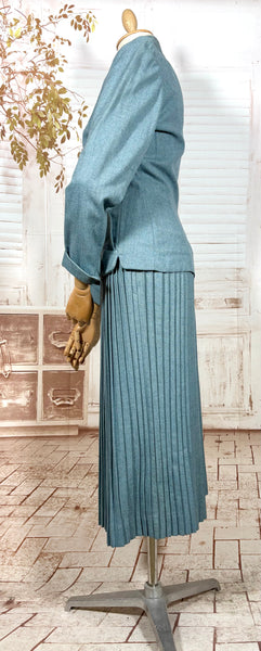 Late 1940s Teal Flecked Wool Skirt Suit with Knife Pleats – Betty Rose