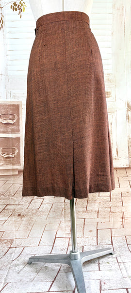 Lightweight Wool 1940s Rust Brown Striped Volup Suit