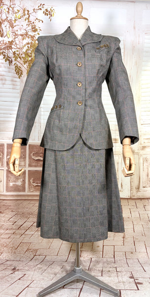 1940s Grey Checked Skirt Suit with Pink Overcheck & Button Detail