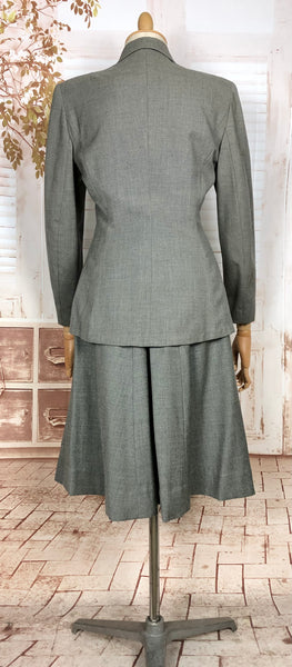 Super Strong Structured 1940s Suit With Statement Buttons