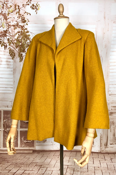 Incredible Mustard Yellow 1940s Short Swing Coat