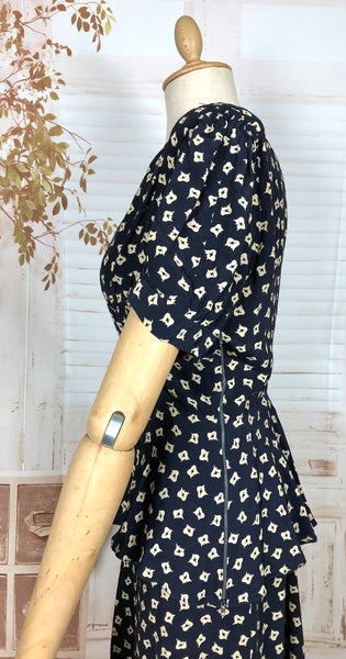 Fabulous 1940s Vintage Rayon Print Summer Suit