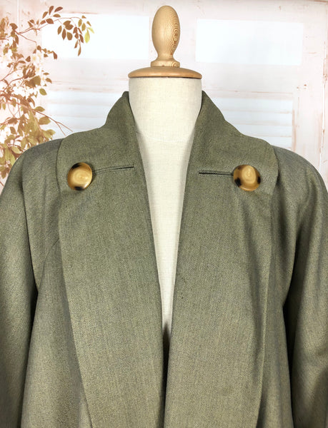 Fabulous Original 1940s Vintage Khaki Olive Green Volup Swing Coat By Hershelle Model