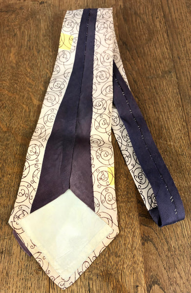 1940s/1950s Cream American Swing Tie with Lattice Medallion & Scroll Print