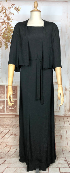 Stunning Original Late 1930s / Early 1940s Vintage Black And Gold Lamé Femme Fatale Evening Dress And Jacket