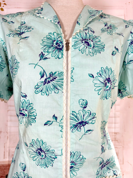 Late 1930s Early 1940s Volup Aqua Zip Front Day Dress