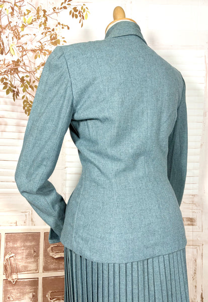 Late 1940s Teal Flecked Wool Skirt Suit with Knife Pleats – Betty Rose